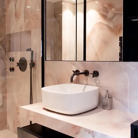 Amazing On Champs-elysees Apartment *