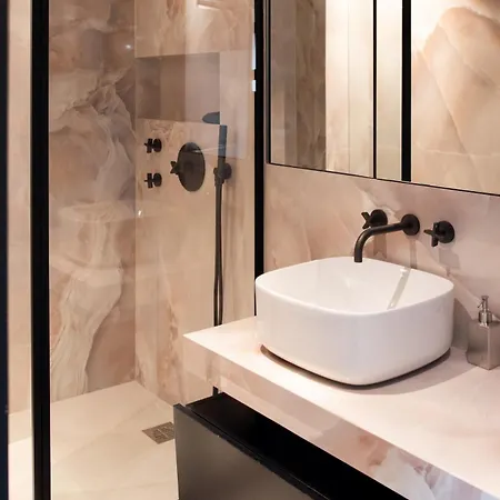 Amazing On Champs-elysees Apartment Paris