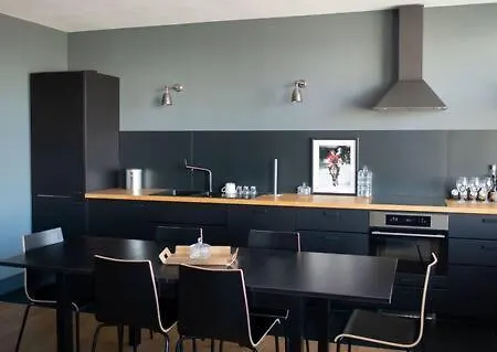 Amazing On Champs-elysees